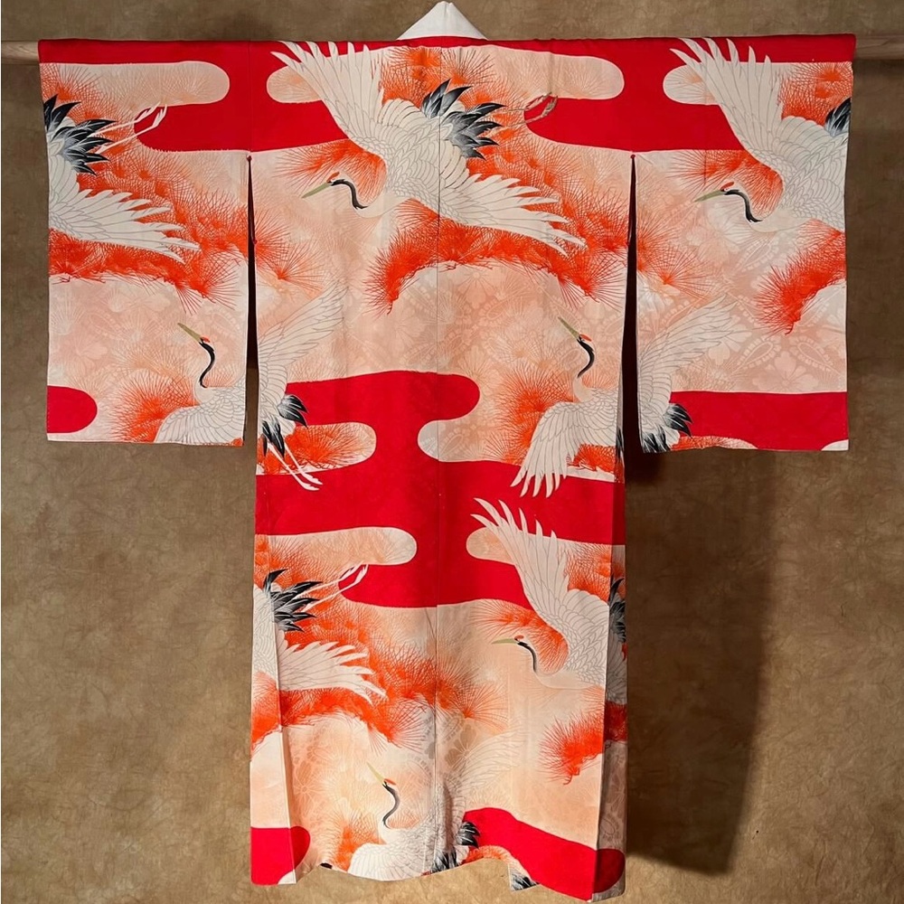 Elegant Red and Cream Kimono with Crane Design